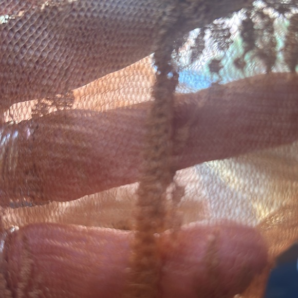 RUFFLED MOCK NECK LACE SHIRT , 2x, oversized / fits like a Large / nwt/ soft ๐ - Picture 6 of 8